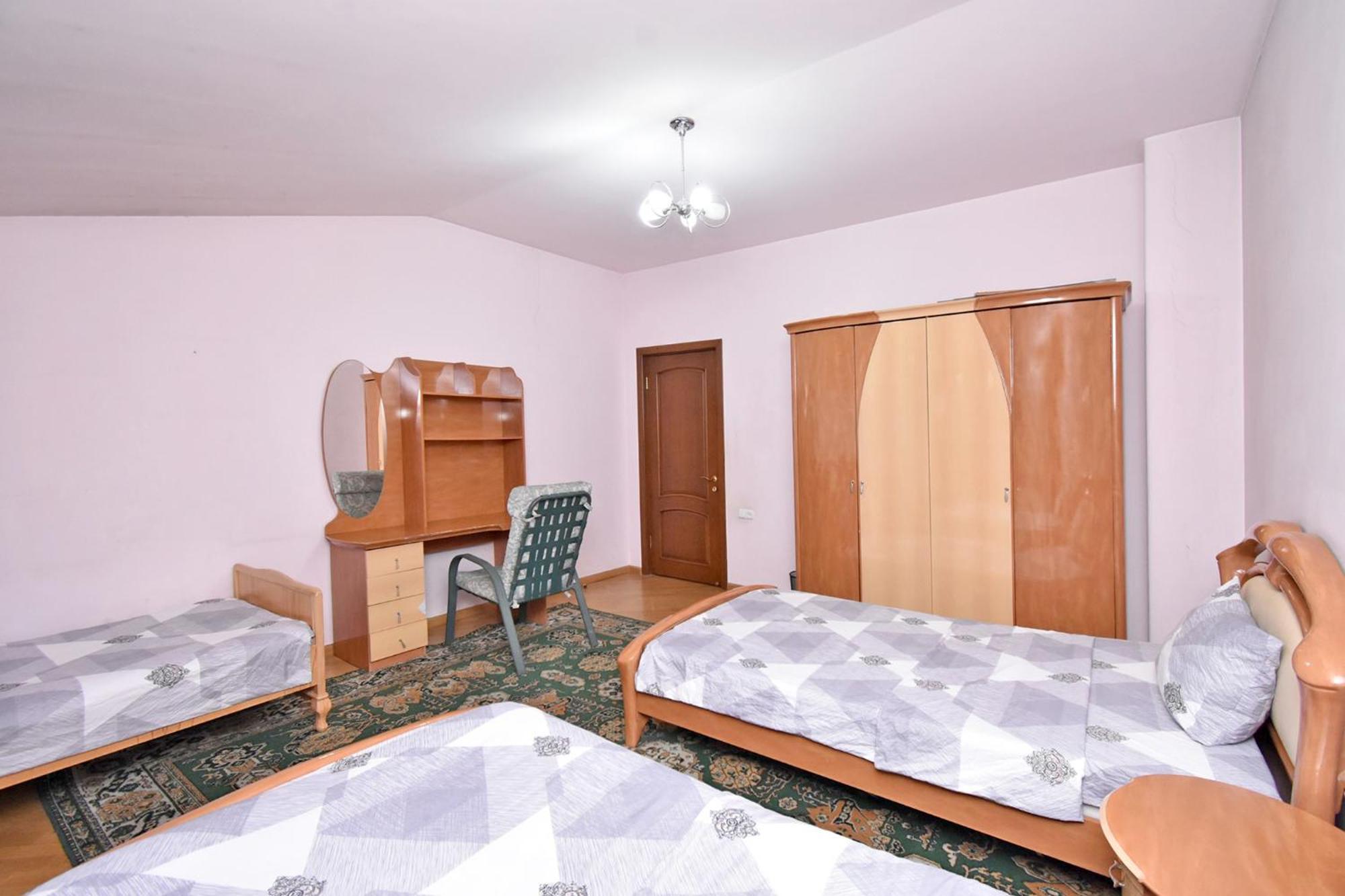 Хостел Amigo Guest Ереван Экстерьер фото